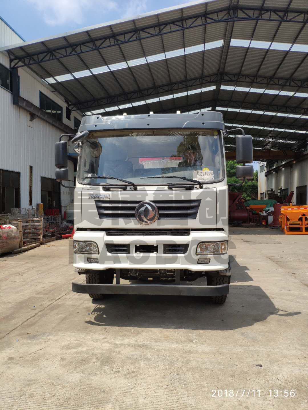 小型泵车